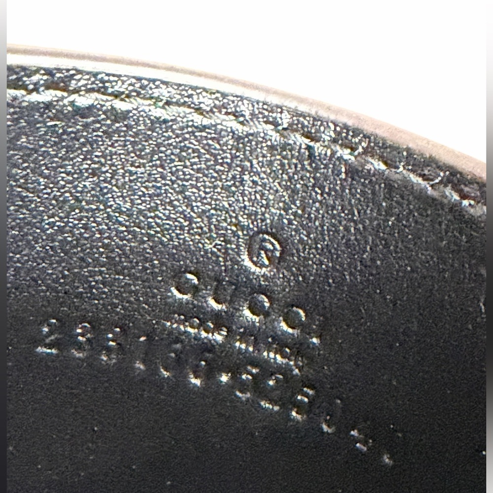 Gucci Beige GG Supreme Card Holder with Green Trim /NWOT - Picture 4 of 4